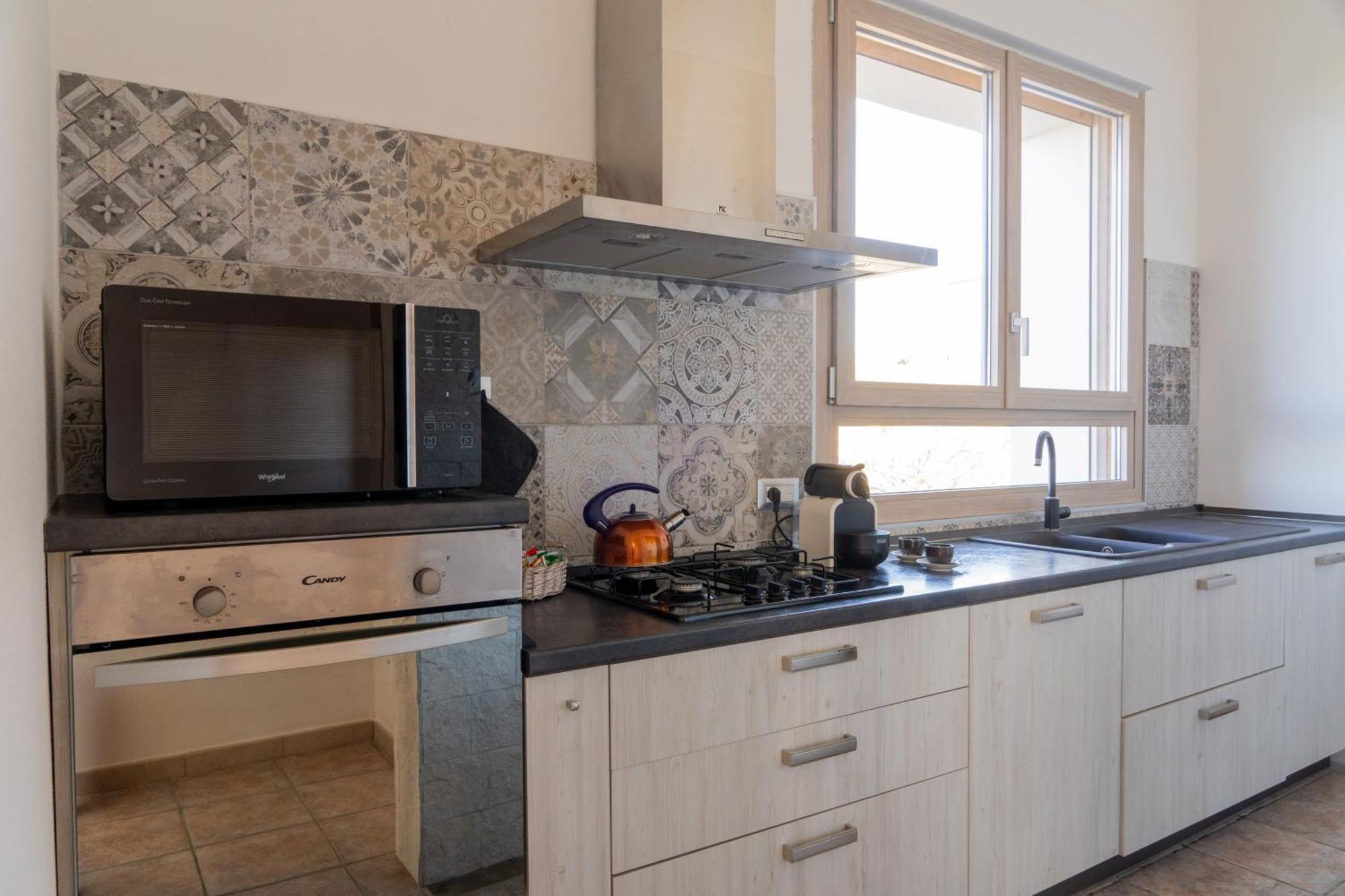 Villa Amea Торе Дей Корсари Екстериор снимка