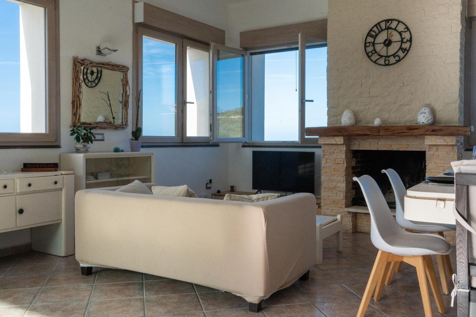 Villa Amea Торе Дей Корсари Екстериор снимка